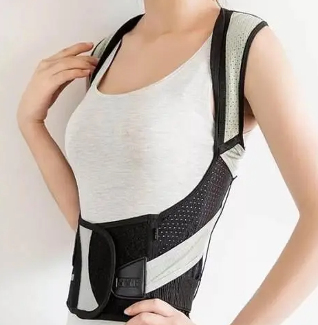 什么设备适合背背佳制作透气孔