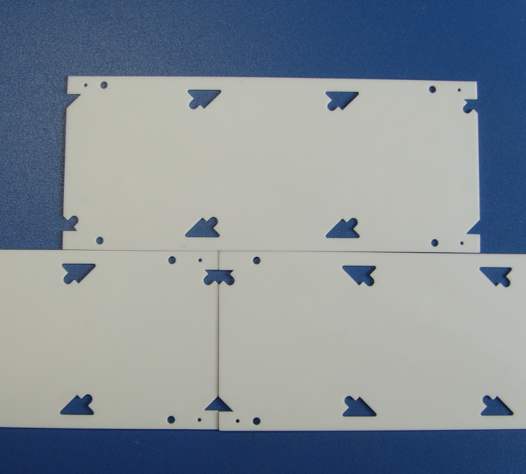 LED陶瓷基板打孔定制厂家
